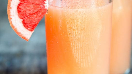 Low Sugar Paloma Cocktail